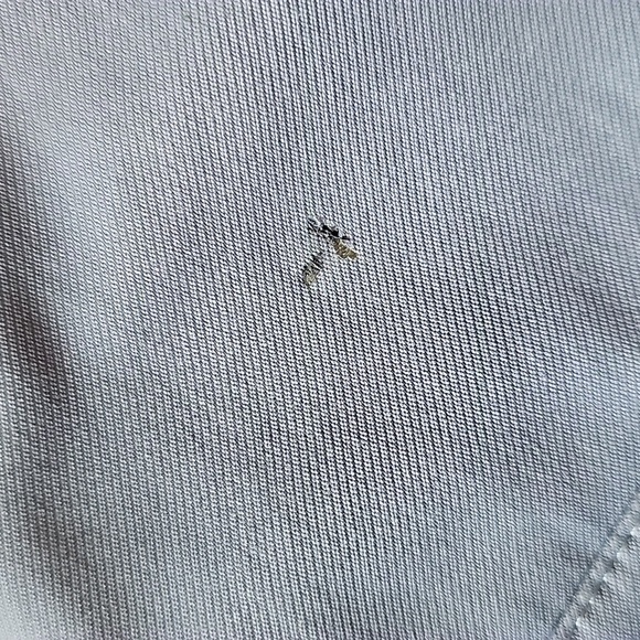 2021 Lululemon Utility Cargo Shorts 8" Inseam, Size 34 - Picture 16 of 16